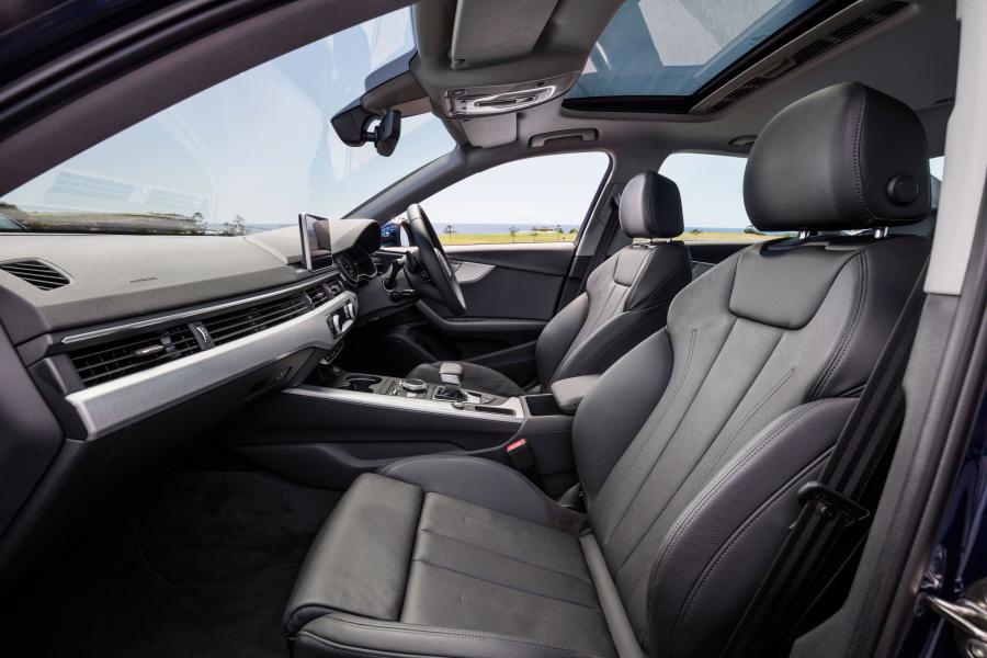 Интерьер Audi A4 2.0 TFSI (B9) 2016 года  (AU) (фото 12 из 14)